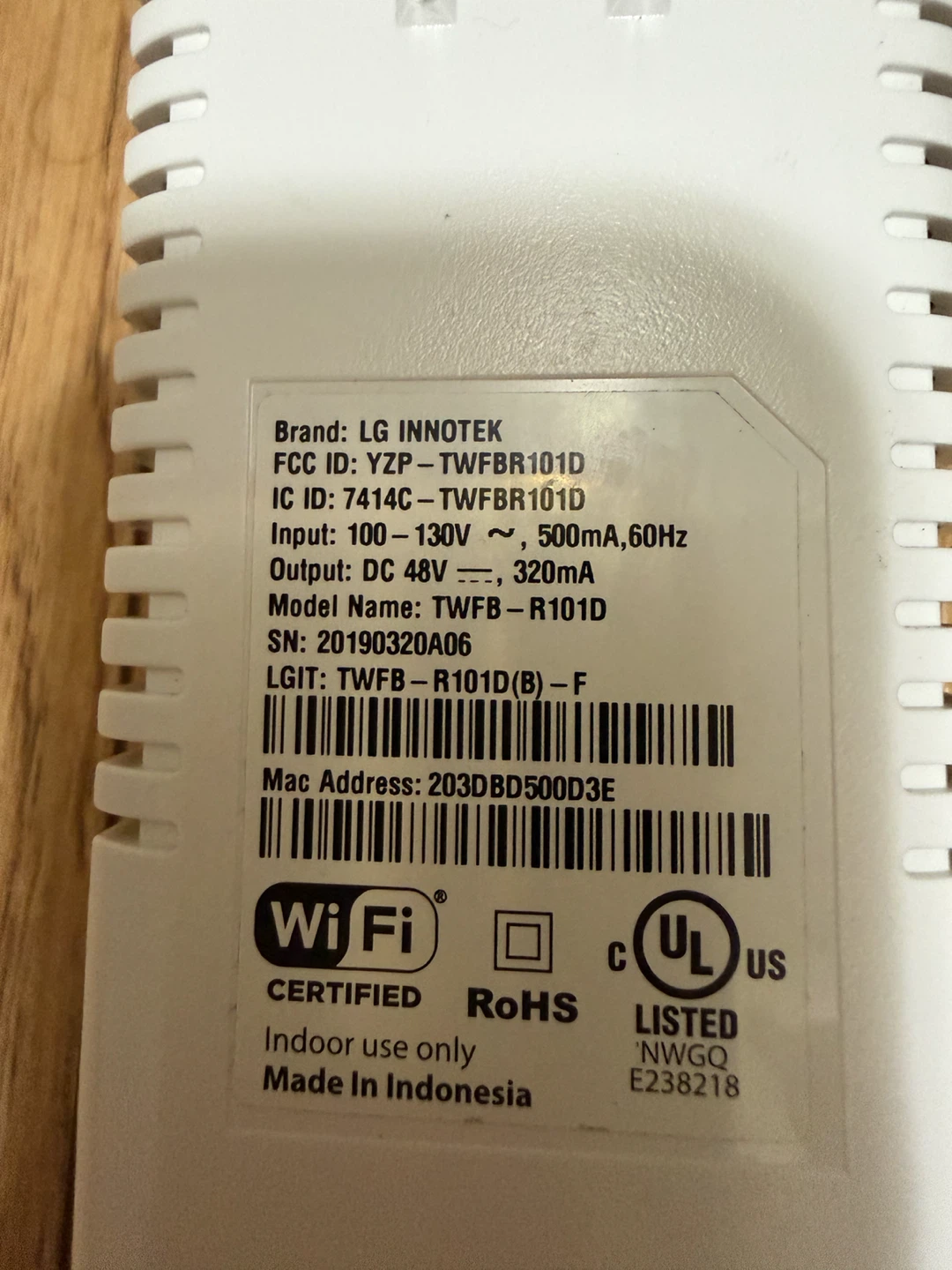 LG Innotek TWFB-R101D PoE to Wi-Fi Bridge - photo 3