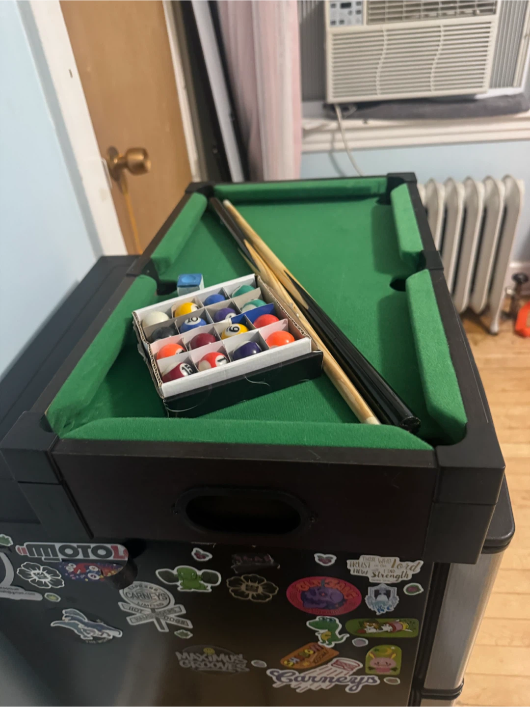 Mini Tabletop Pool Table Set - photo 2