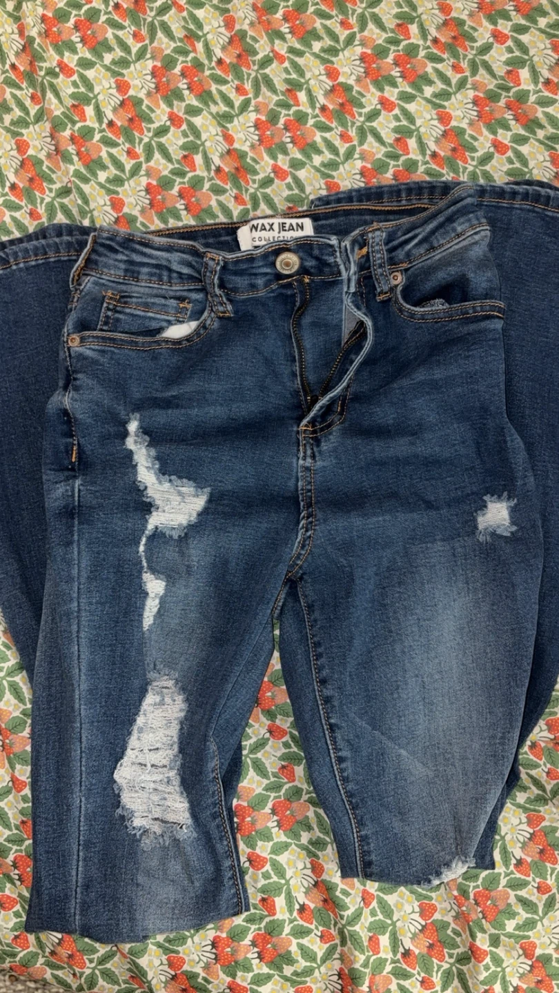 Women’s Flared Jeans - photo 2