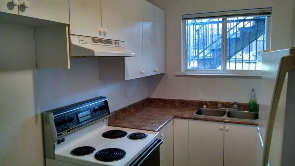 Basement for rent - photo 3