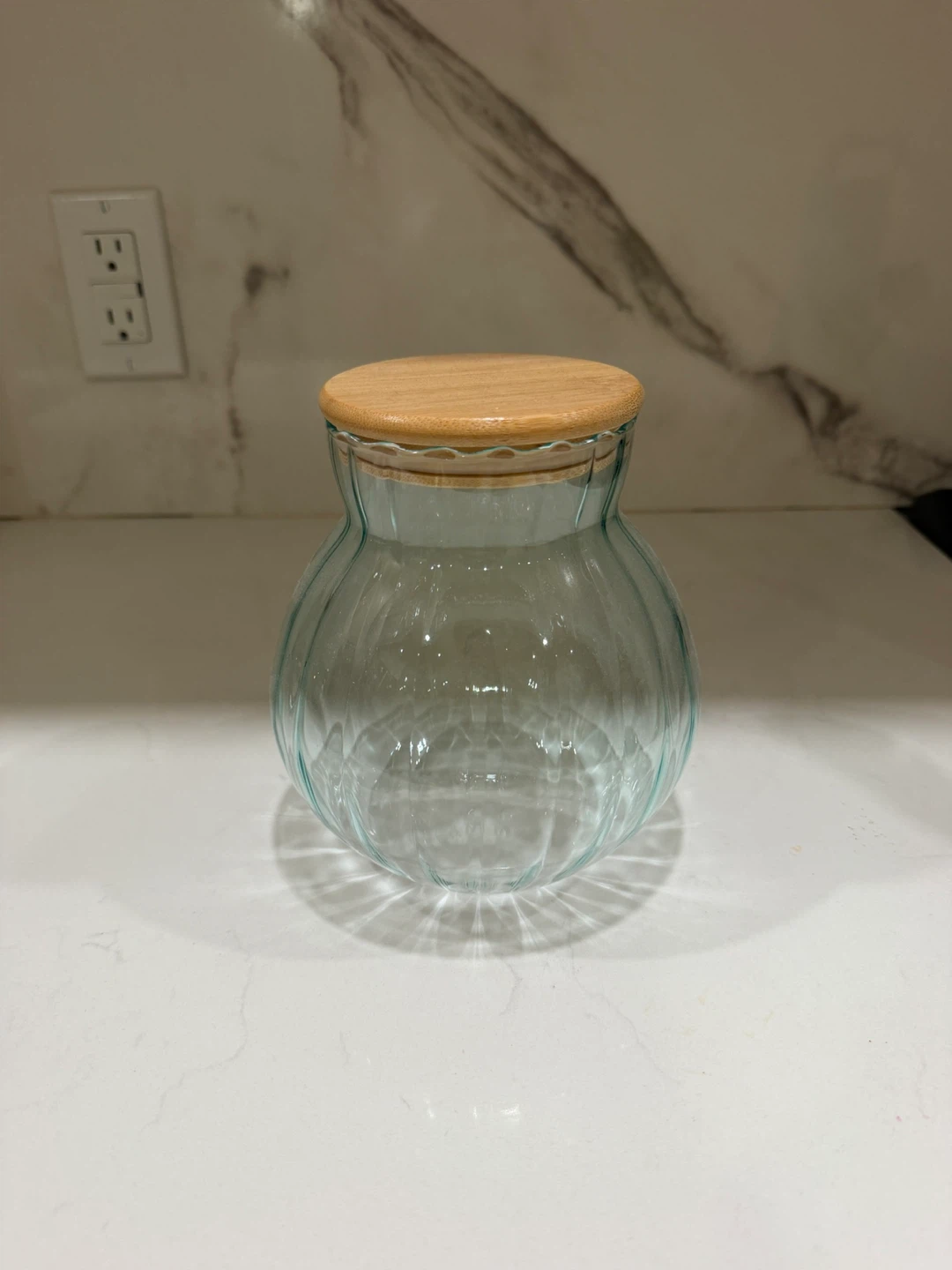 Medium Glass jar with wooden lid