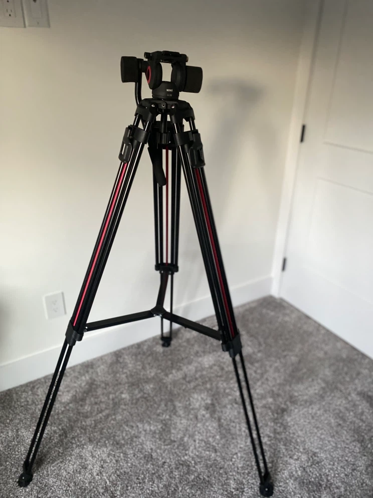 NEEWER 79"/2m Video Camera Tripod, LL38 - photo 2