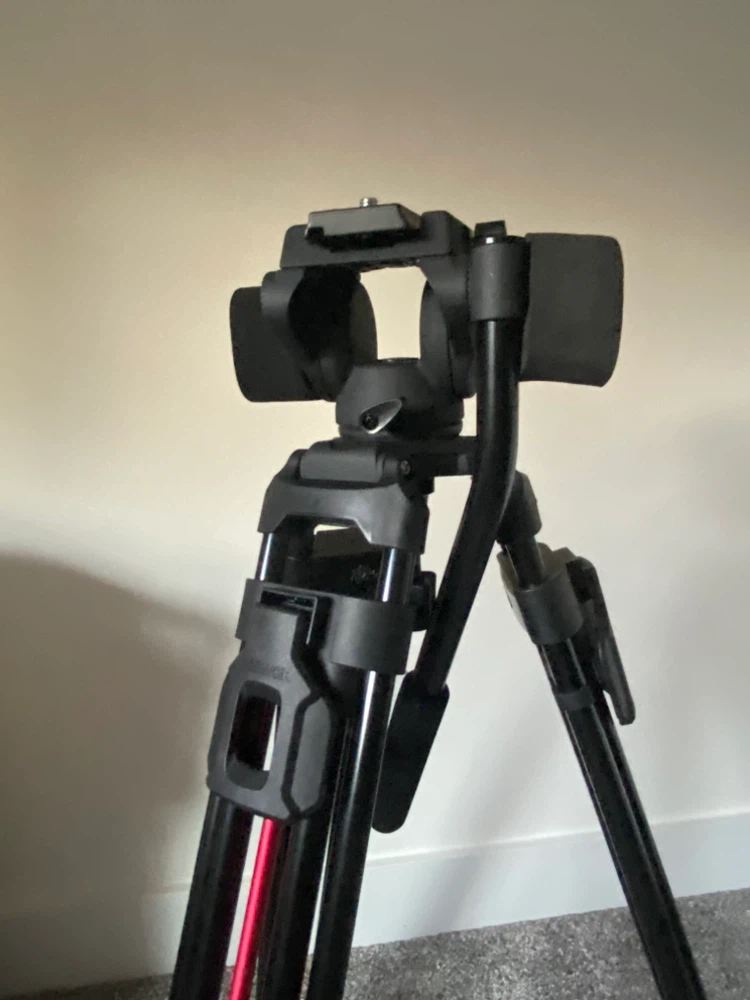 NEEWER 79"/2m Video Camera Tripod, LL38 - photo 3