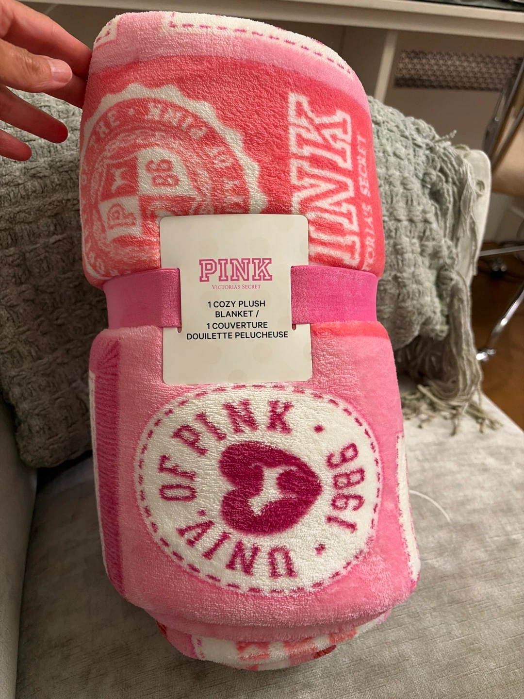 PINK Victoria's Secret Cozy Plush Blanket