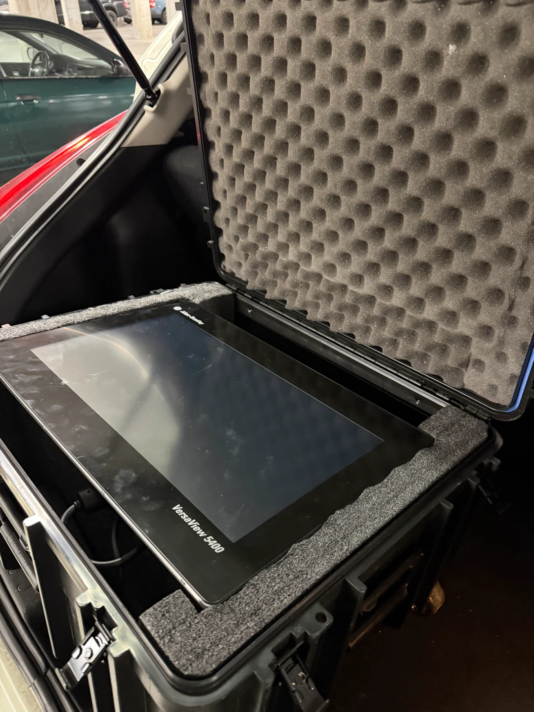Allen-Bradley VersaView 5400 Touchscreen Panel - photo 2