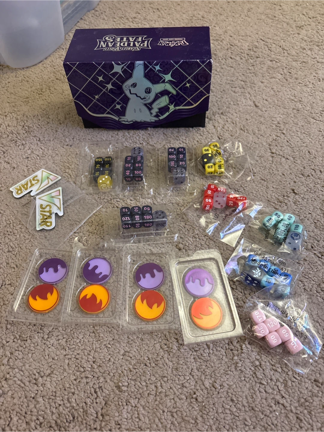 Pokemon TCG - Condition Markers/Accessories plus box