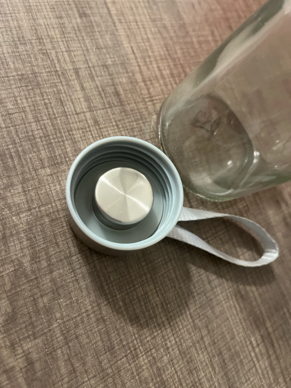 Glass water bottle - photo 2