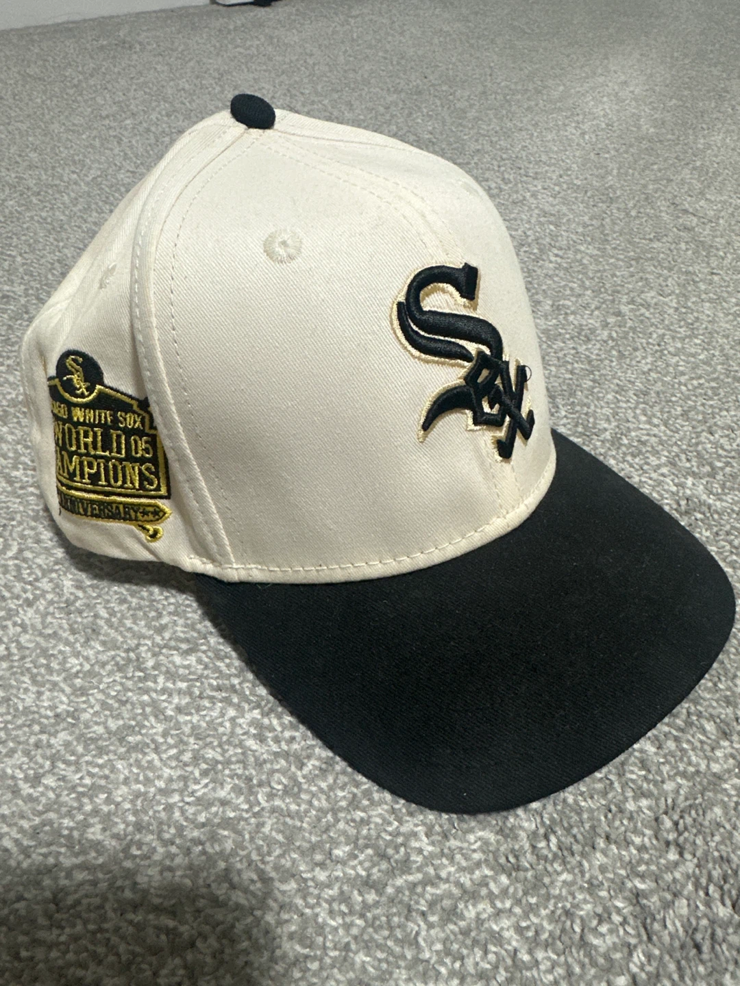 White Sox - World Champions 05 Anniversary Hat