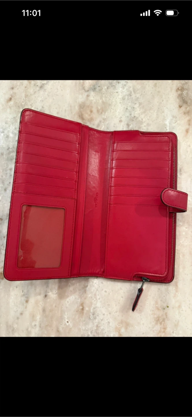 Authentic Red Coach Leather Continental Wallet - photo 2