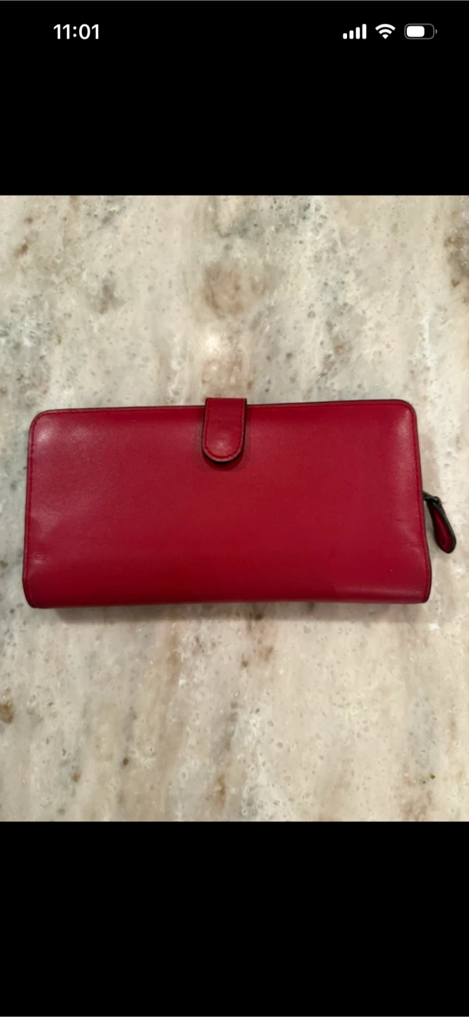 Authentic Red Coach Leather Continental Wallet - photo 4