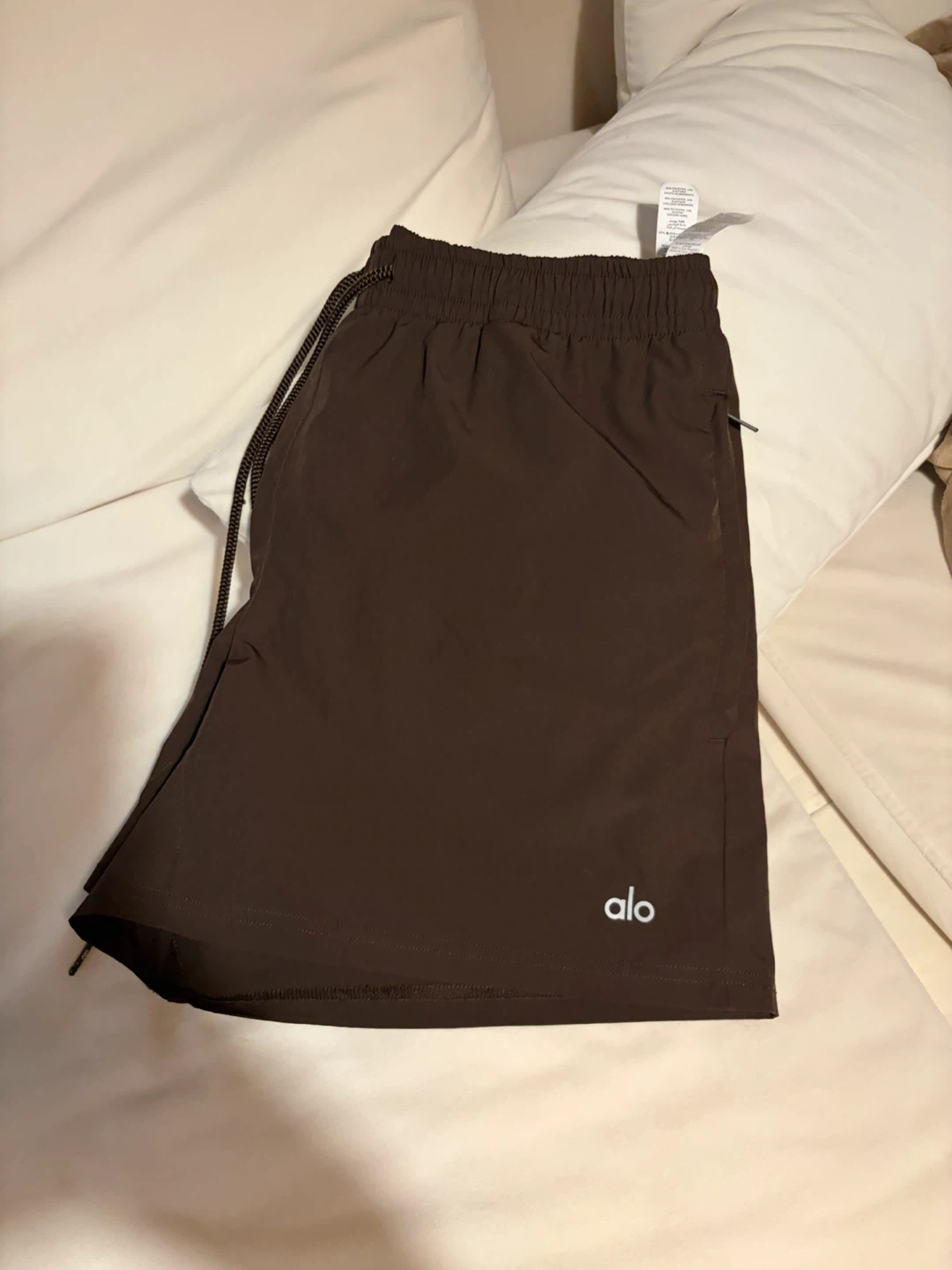 Alo Man Short in Espresso