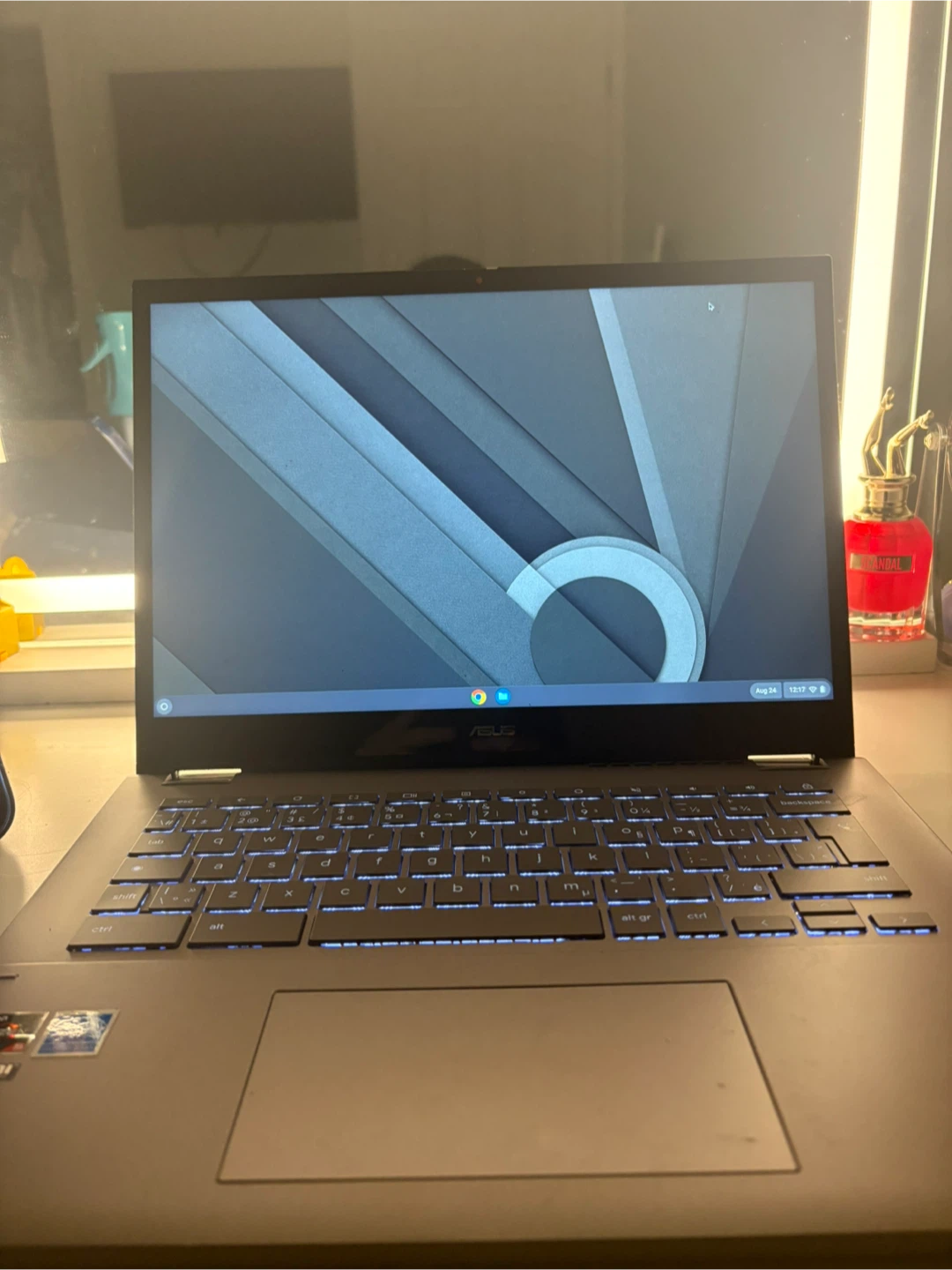 ASUS Chromebook Plus