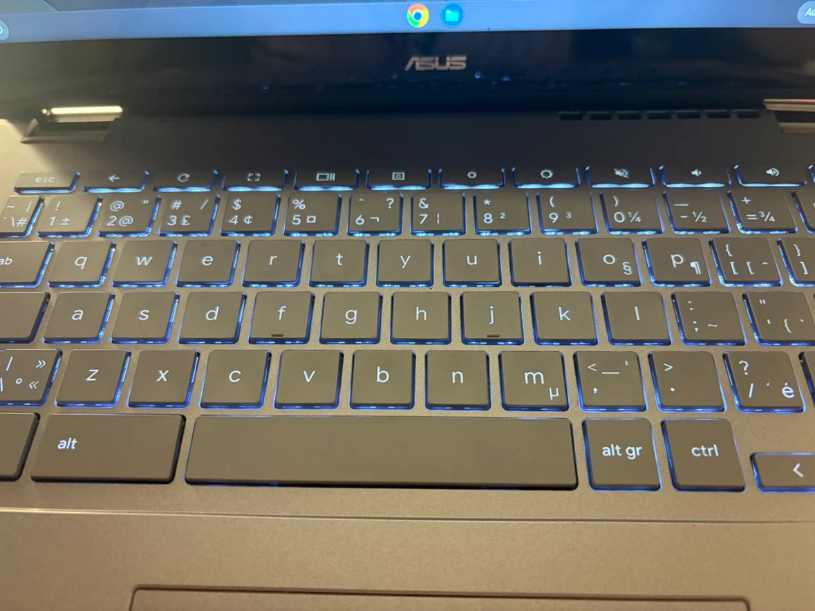 ASUS Chromebook Plus - photo 2