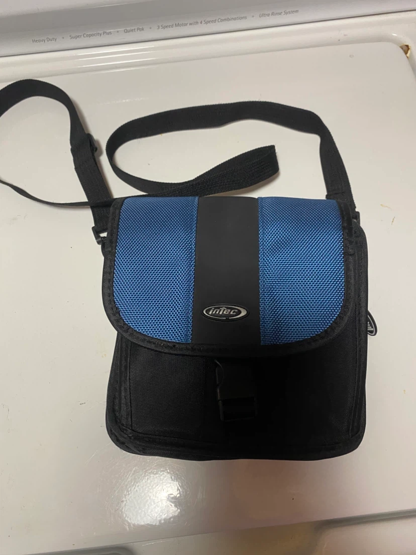 Intec blue and black small messenger bag