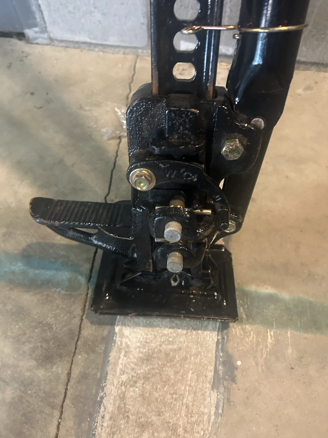Hi-Lift All Cast Jack with Handle - photo 3