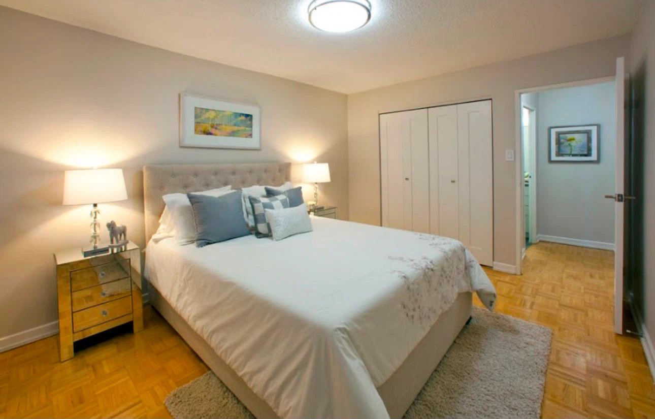 Sublet apartment- 2 months - nearby Victoria Park Subway - photo 3