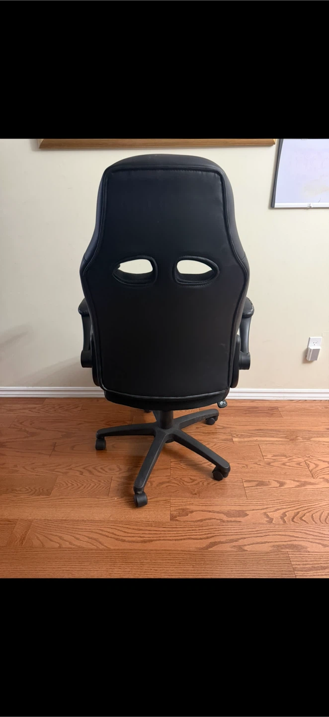 Black and Red Gaming/Office/Desk Chair - photo 4