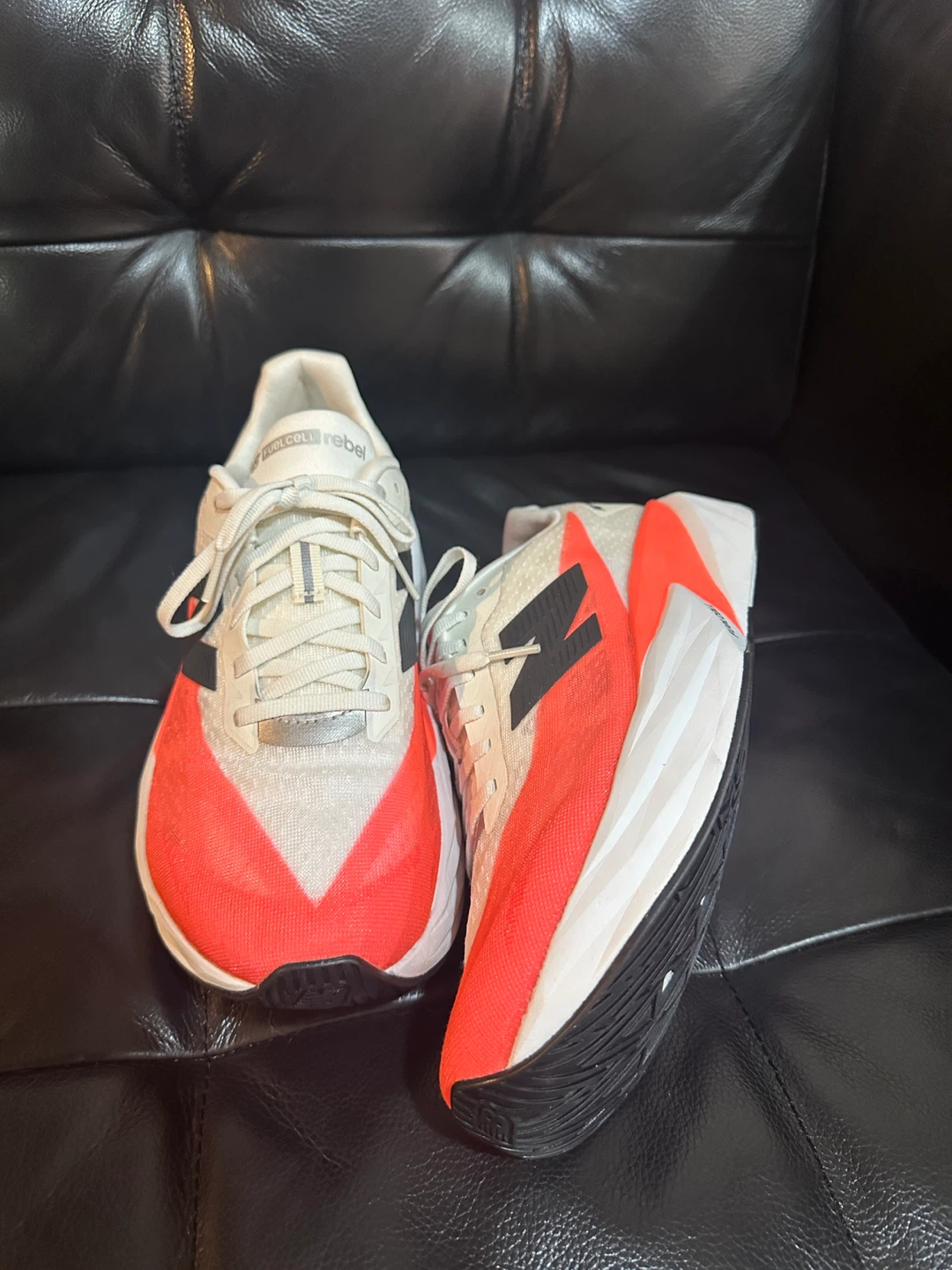 Brandnew NB - Rebel V5