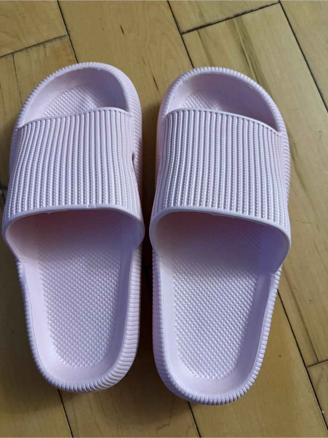 Pink Slides Men's US size 9.5 or a Women's US size 11 to 12