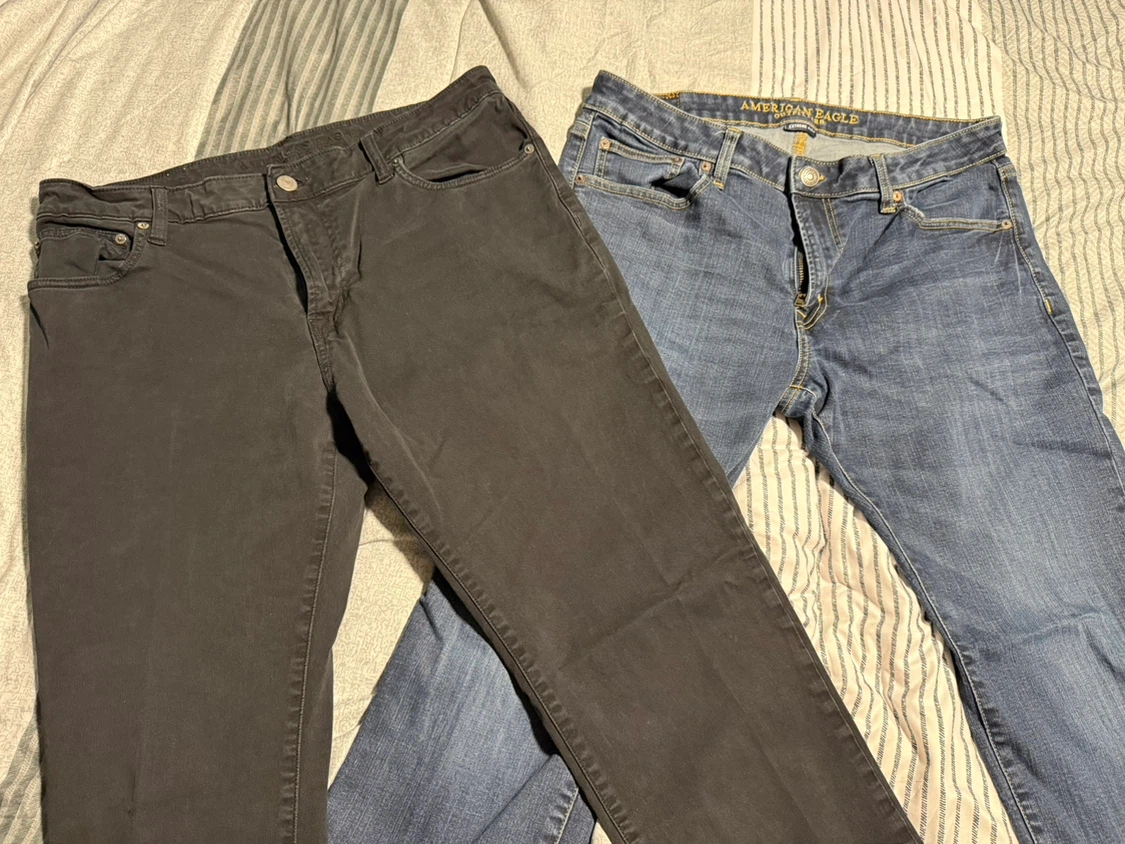 2 American Eagle Men’s Jeans - 36x32 - photo 2