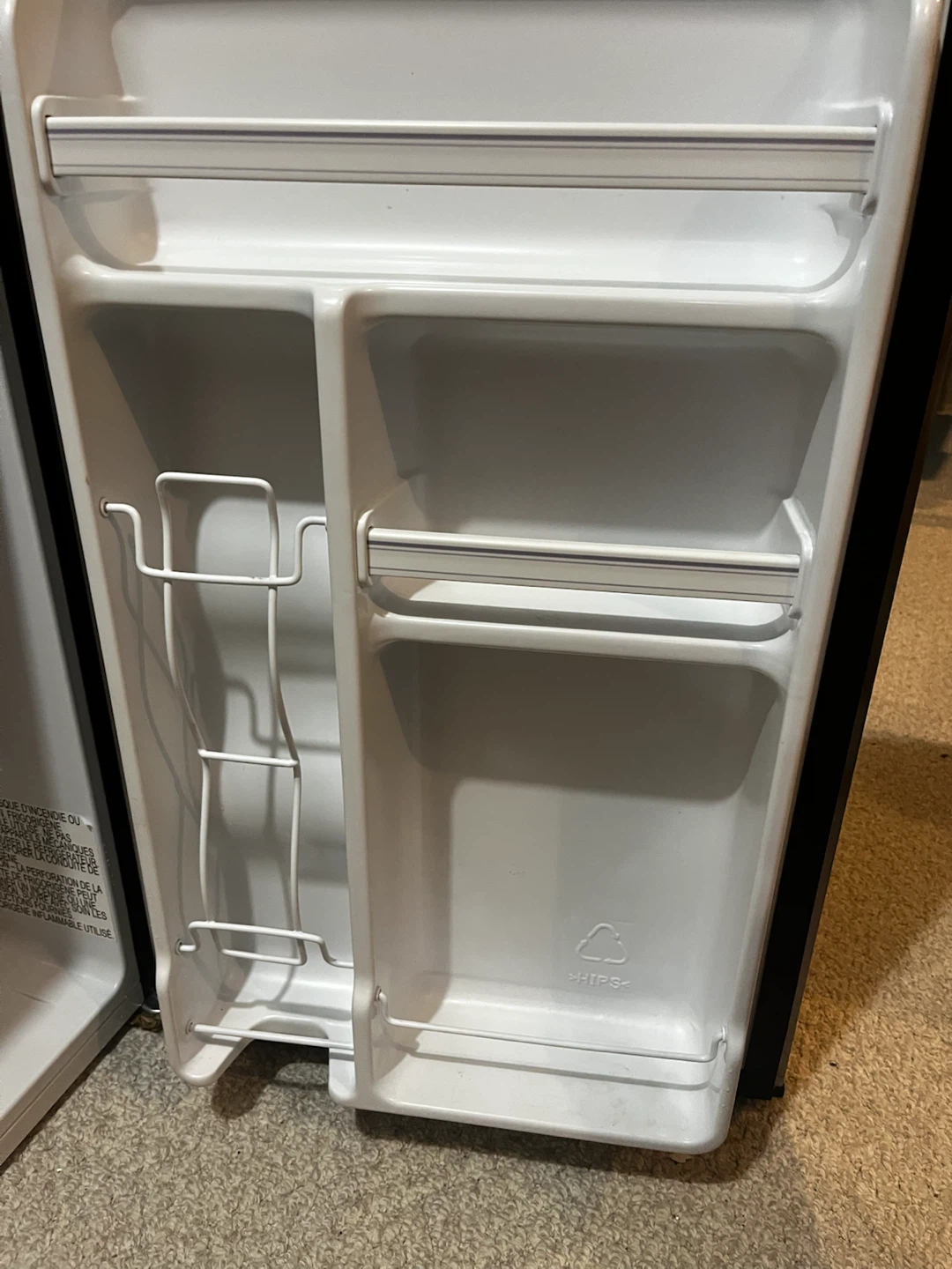 Hisense Mini Fridge - photo 3