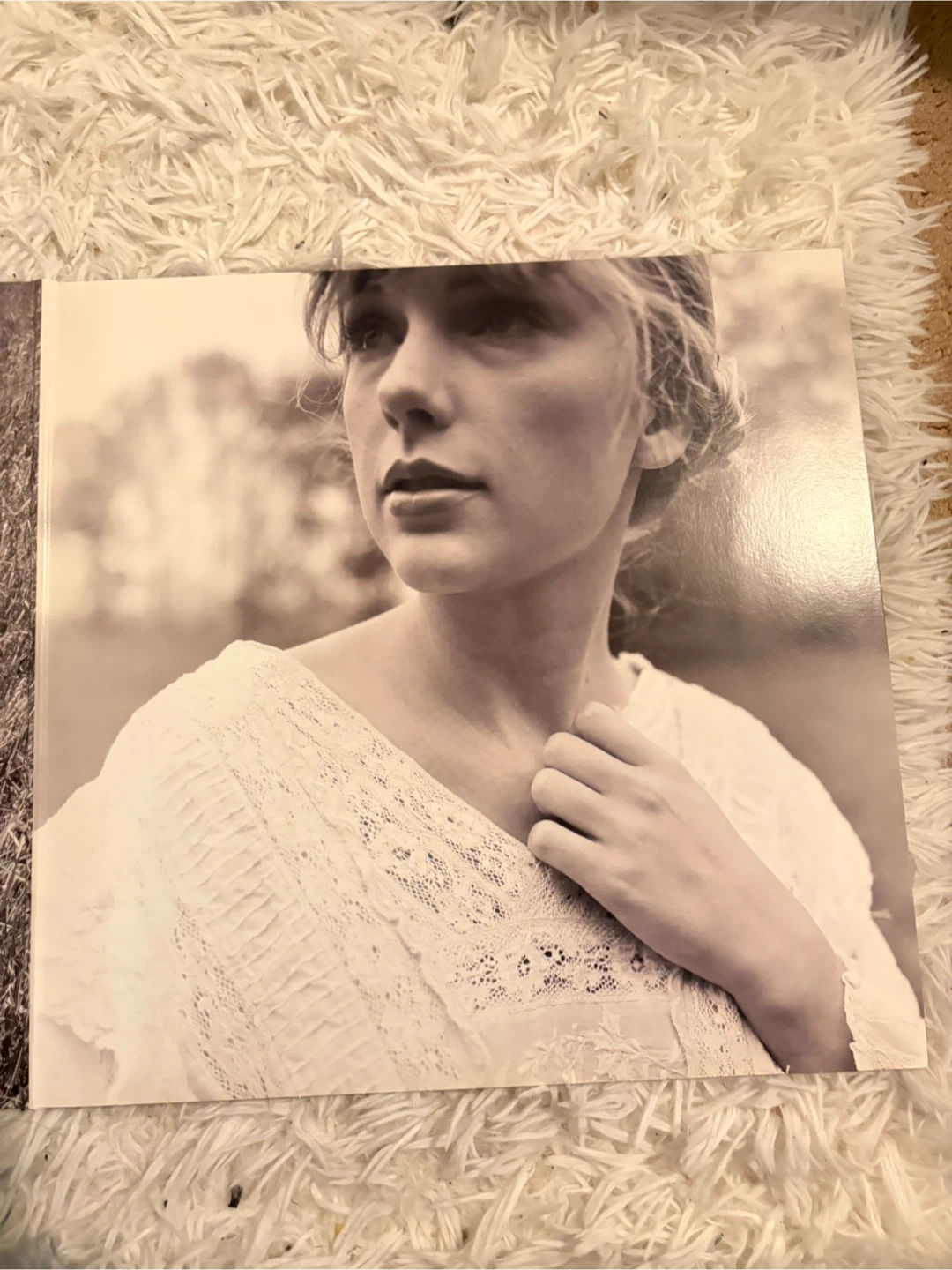 Taylor Swift Folklore Target Exclusive Red Vinyl❤️ - photo 4
