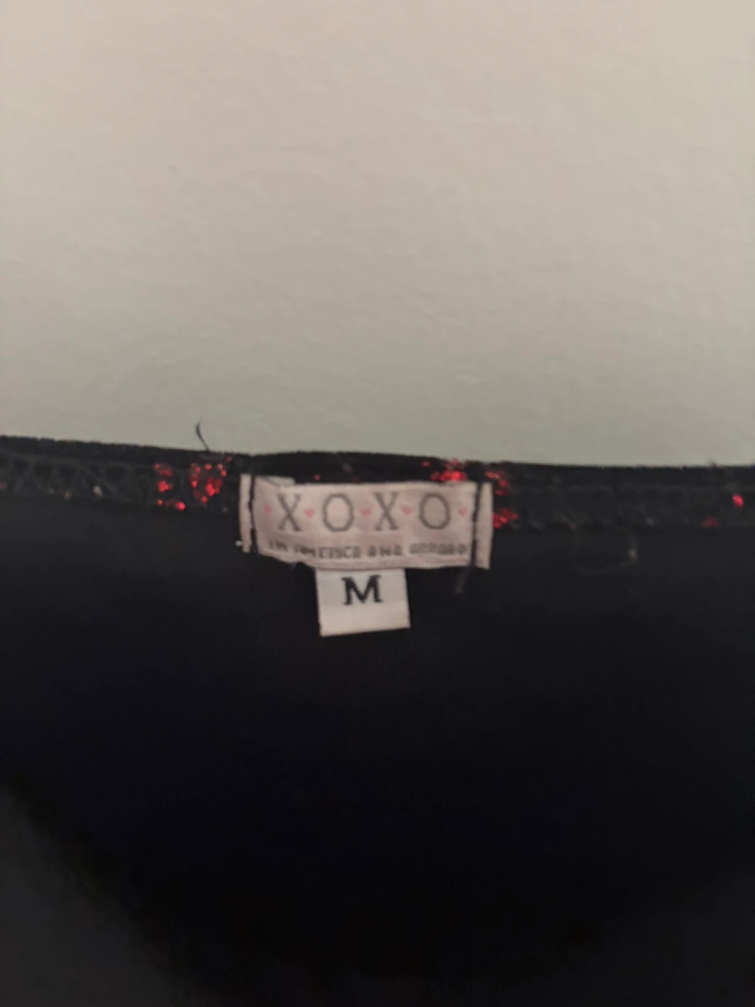 XOXO Black & Red Floral Velvet Cami Top - photo 3