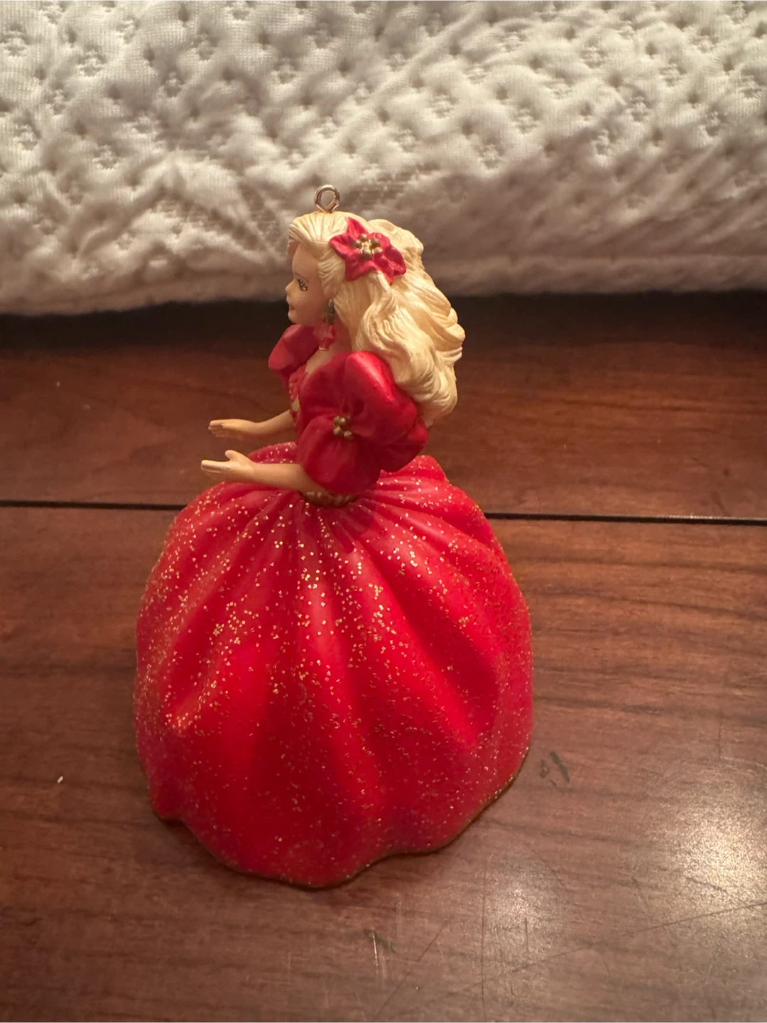 1993 Holiday Barbie Keepsake Ornament - photo 2