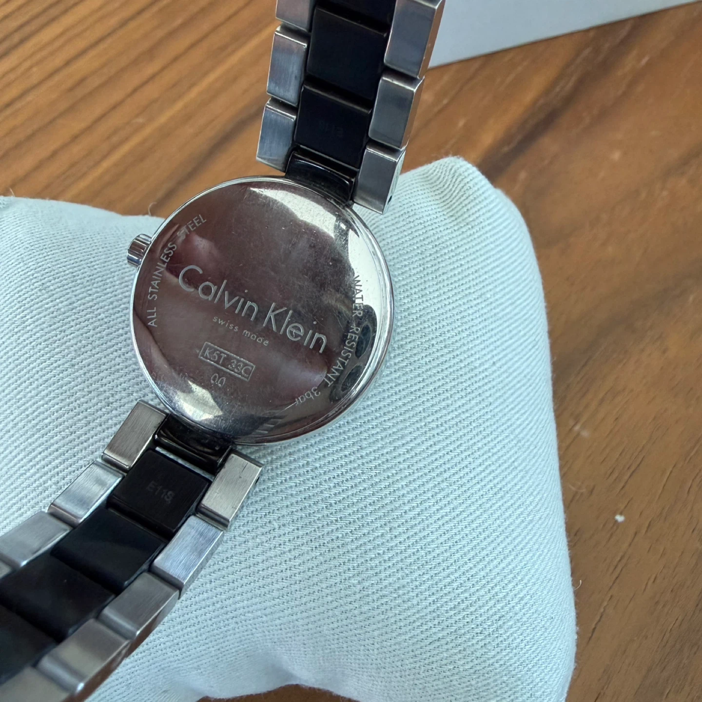 Calvin Klein Women’s Watch with Silver & Black Bracelet - photo 5