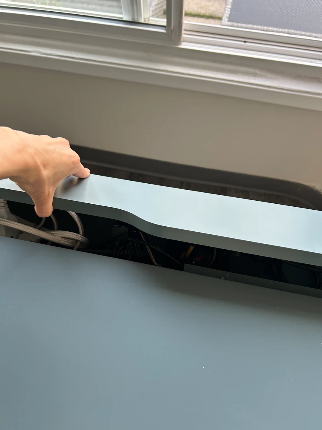 metal base desk with two drawers - photo 2