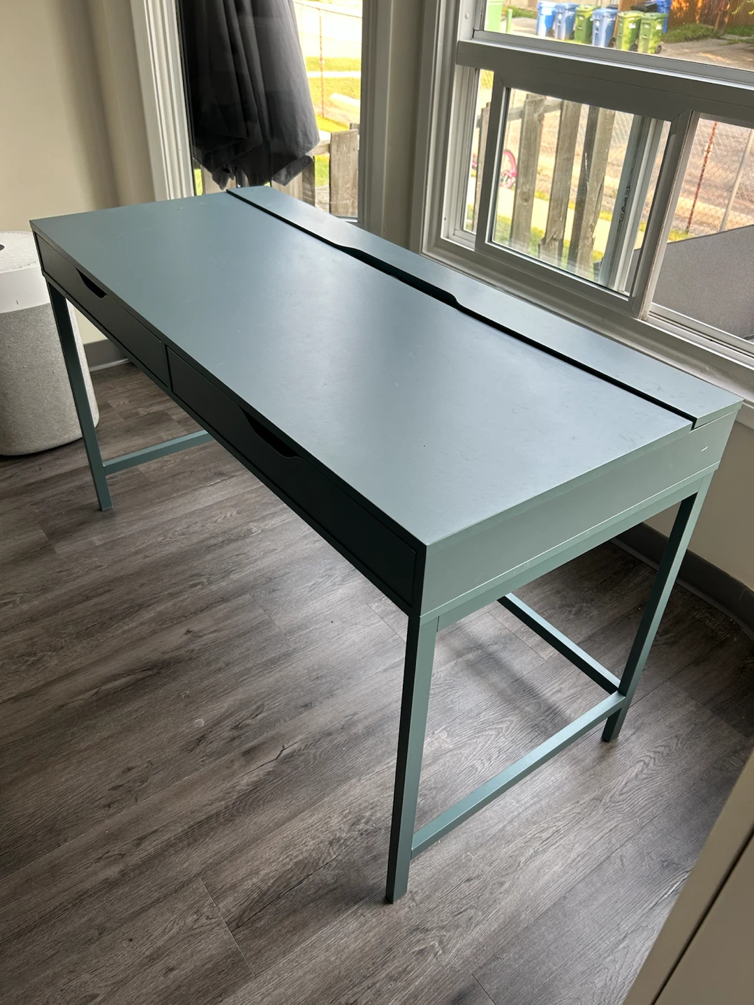 metal base desk with two drawers - photo 4