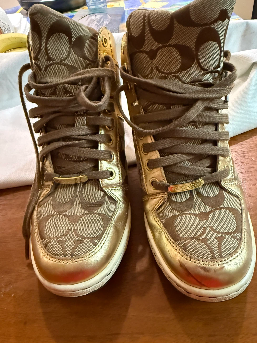 Coach High-Top Sneakers Gold Monogram