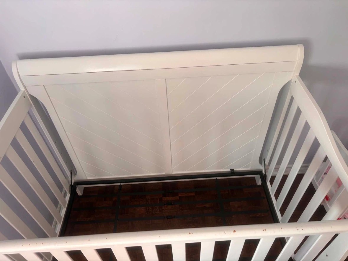 White convertible crib - photo 5