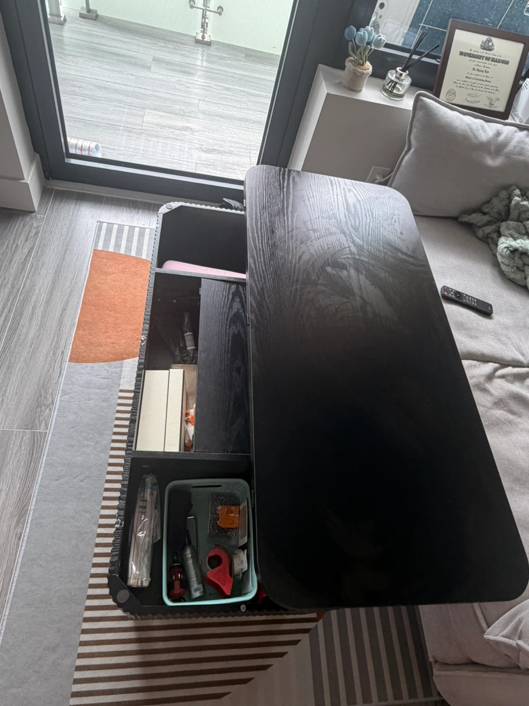 Black wood lift top coffee table - photo 2