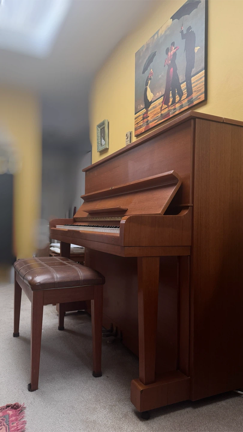 Vintage Samick Upright Piano Teak Wood Finish - photo 3