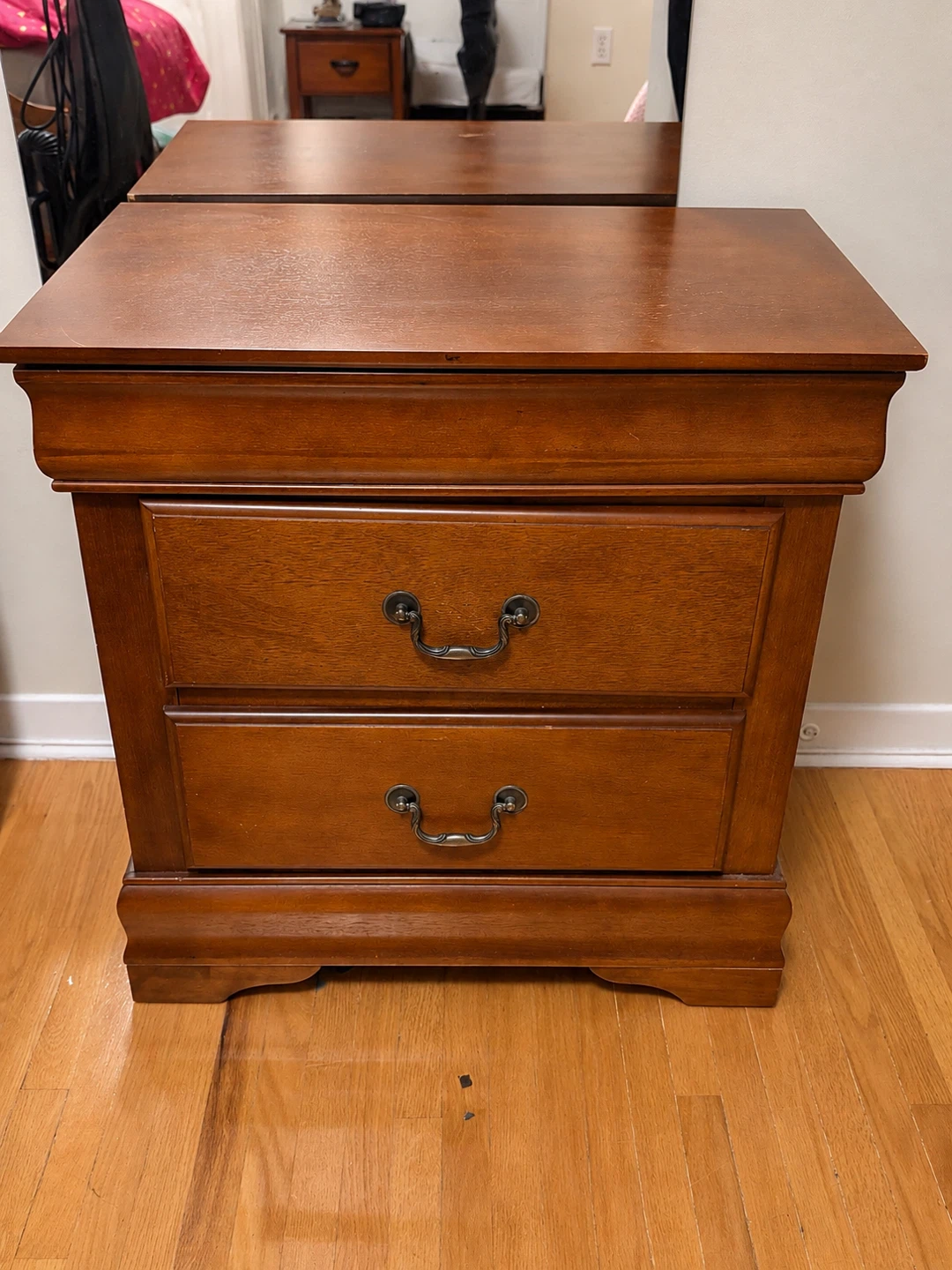 Wooden 2 Drawer Nightstand