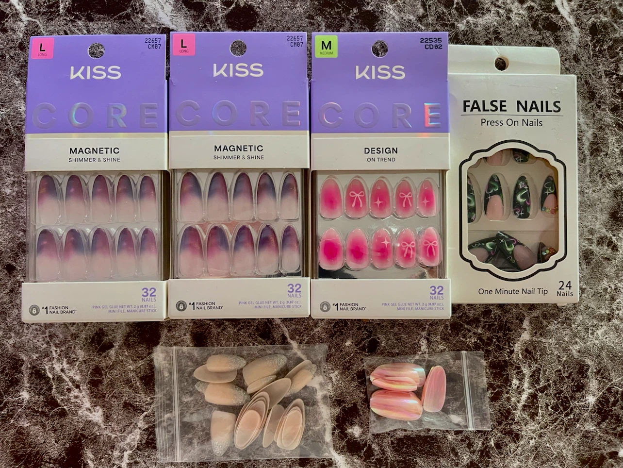 KISS Press On Nails Set
