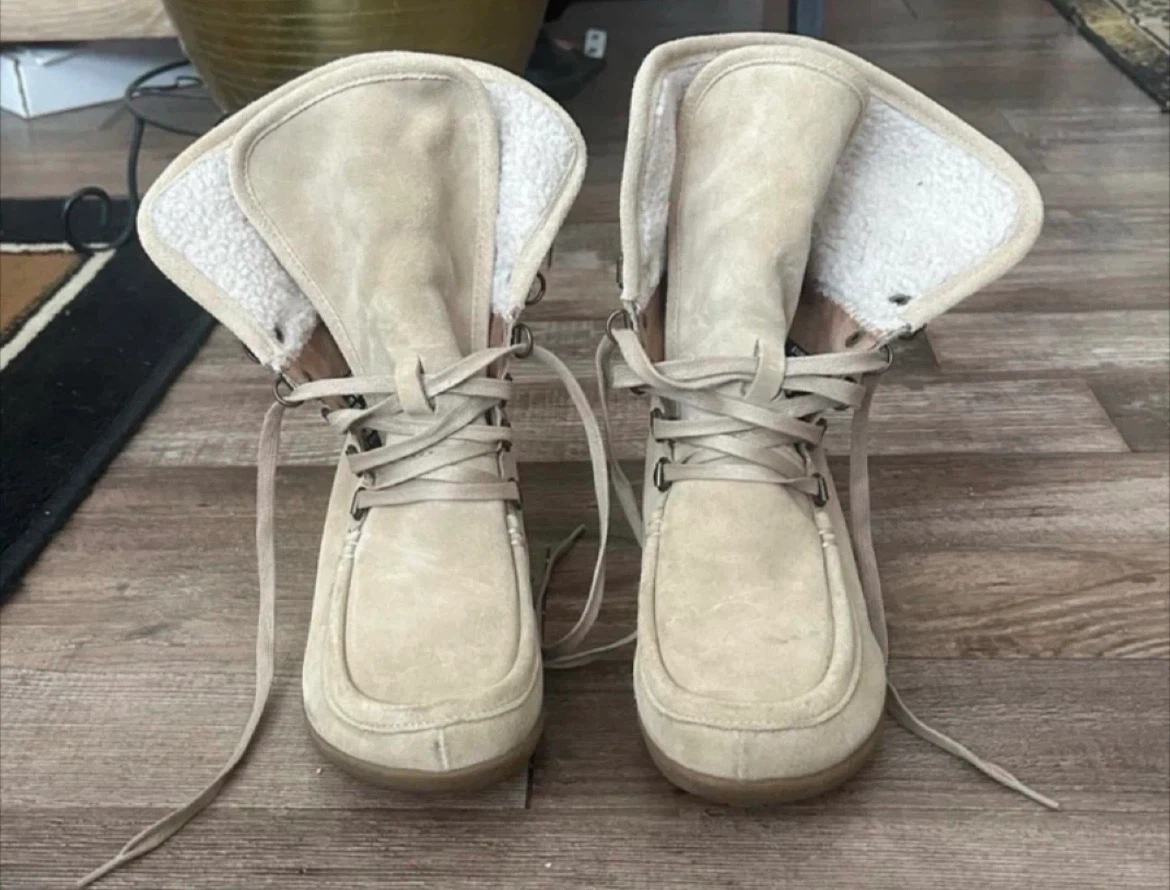 Hush Puppies Beige Suede Lined Boots Size 7