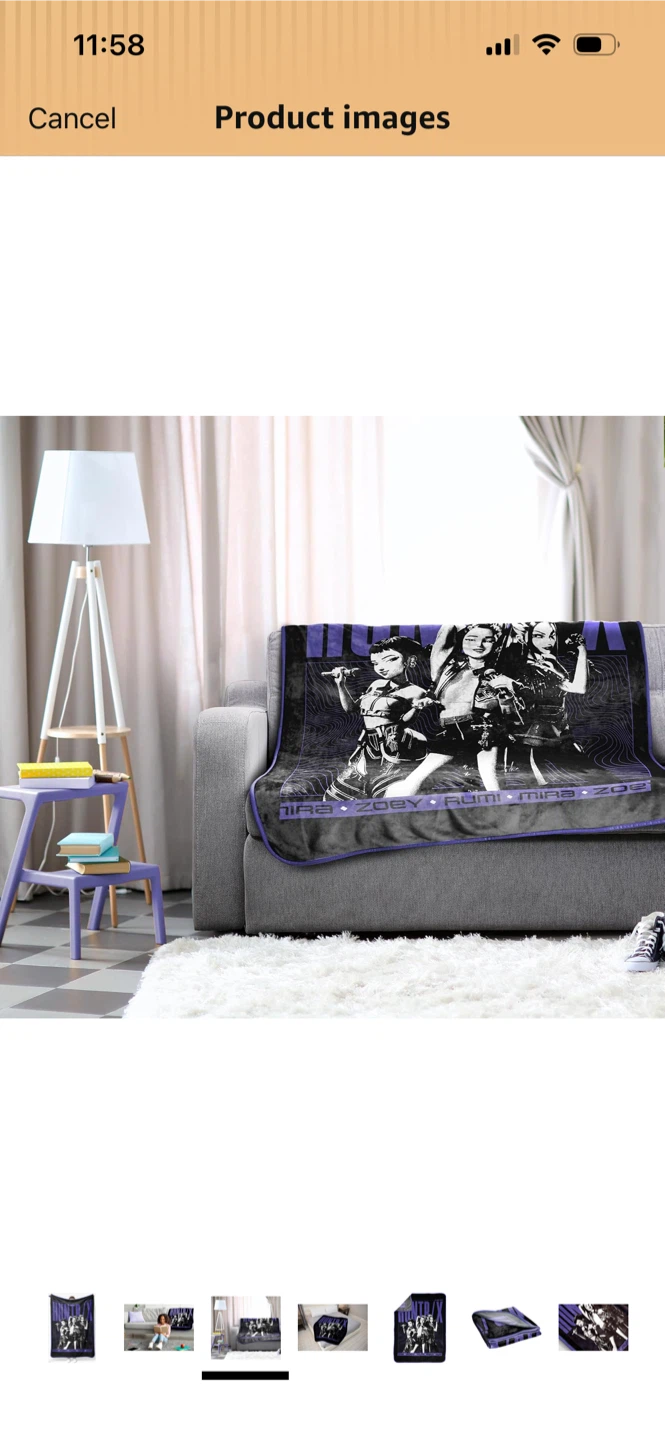 New-HUNTR/X World Tour Purple Throw Blanket