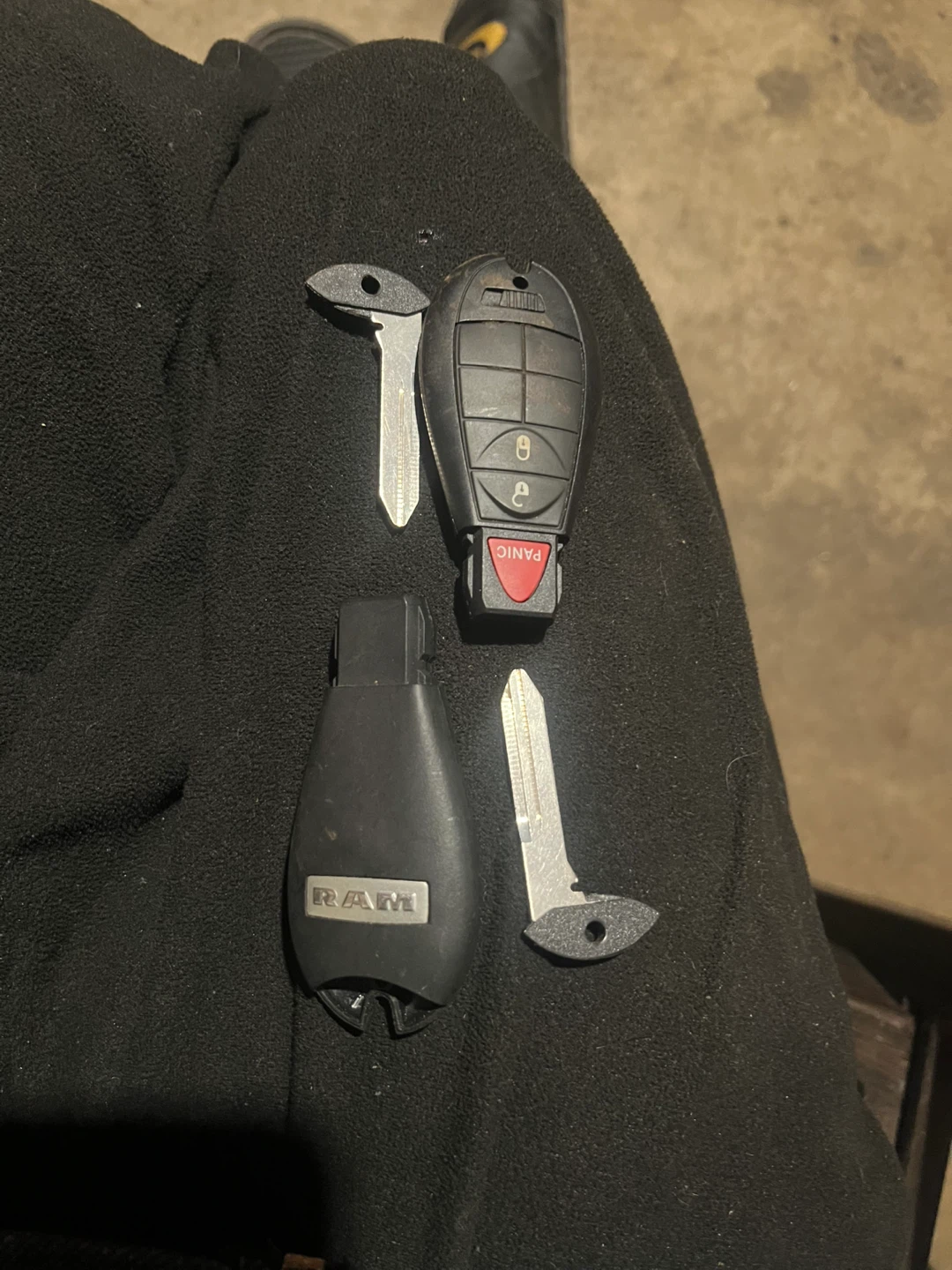 Dodge Ram Key Fob with uncut key brand new
