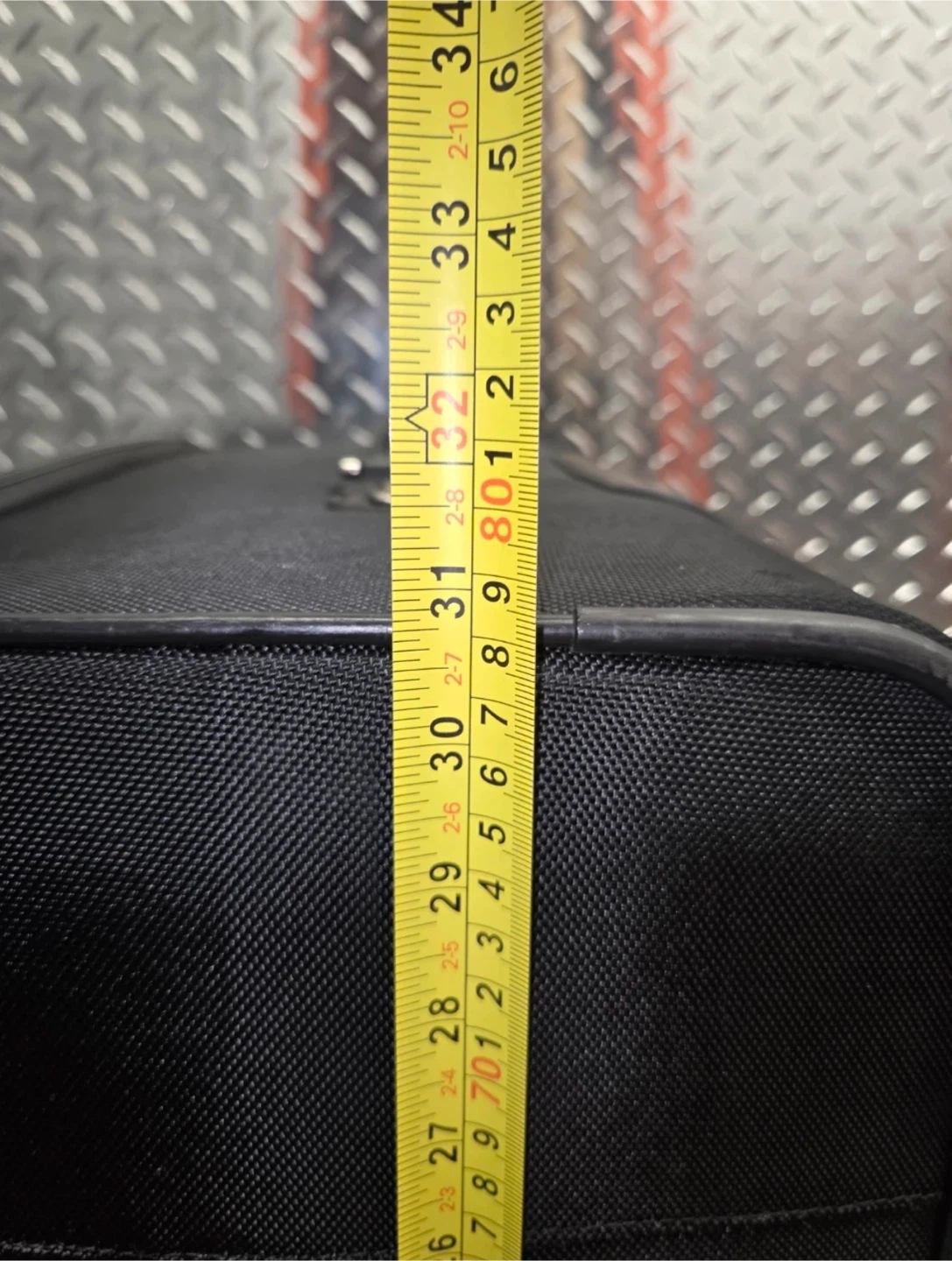 Samsonite Black Softside Spinner Suitcase - photo 3