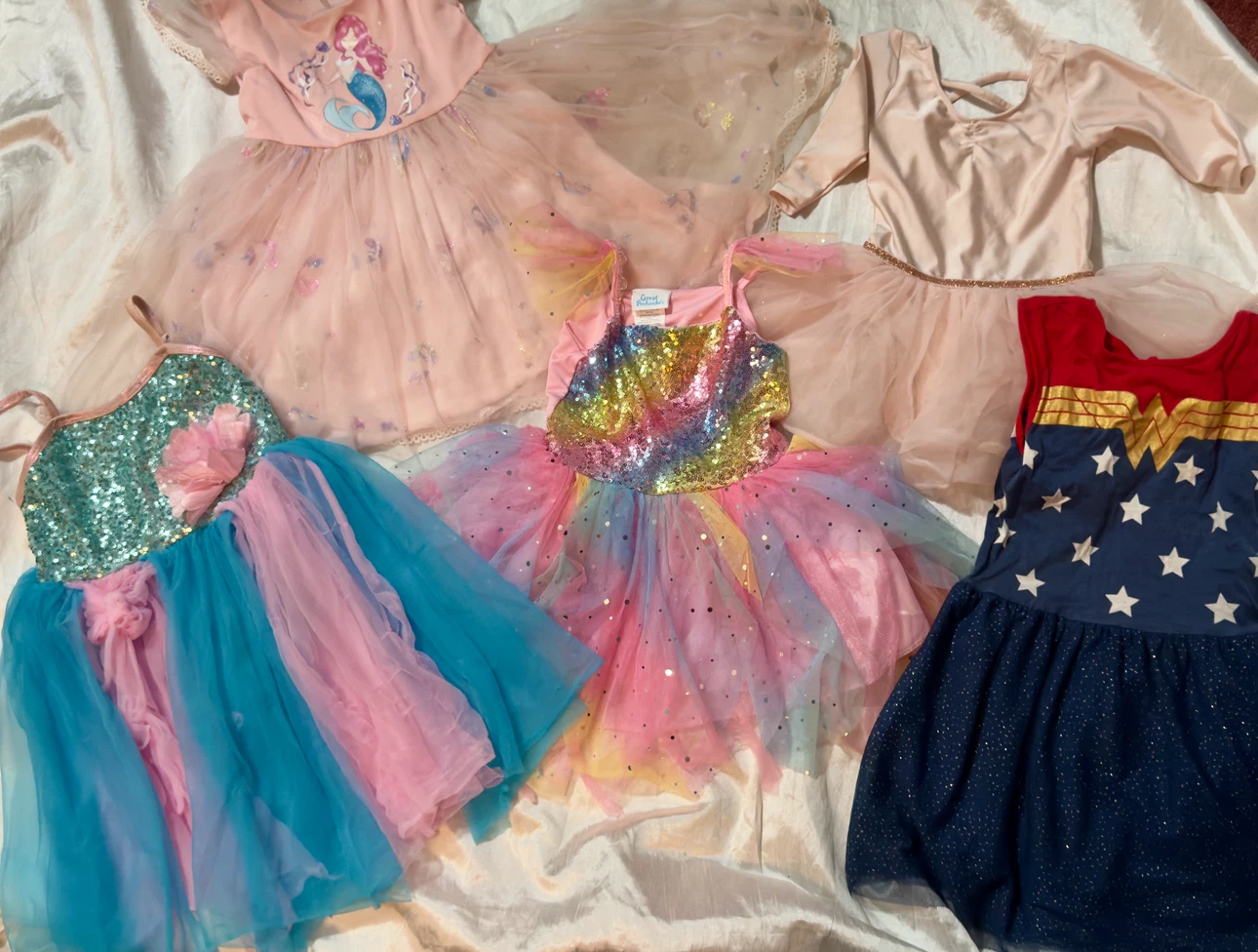 Princes dresses bundle - photo 2