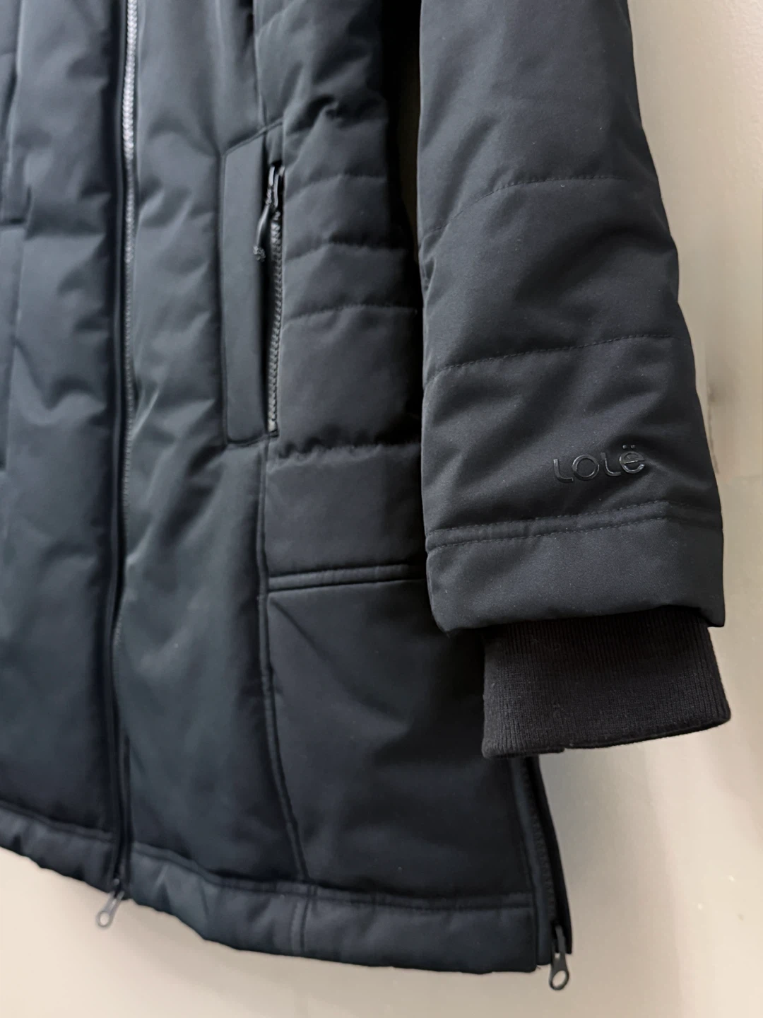 Lolë black hooded winter jacket XS - photo 2