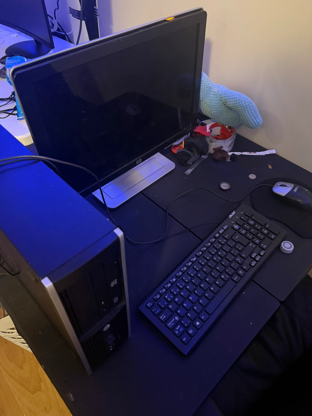 HP Desktop & Monitor Bundle - 32GB RAM - Win 11