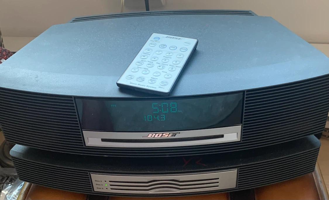 Bose Wave Music System with Multi-Disc Changer