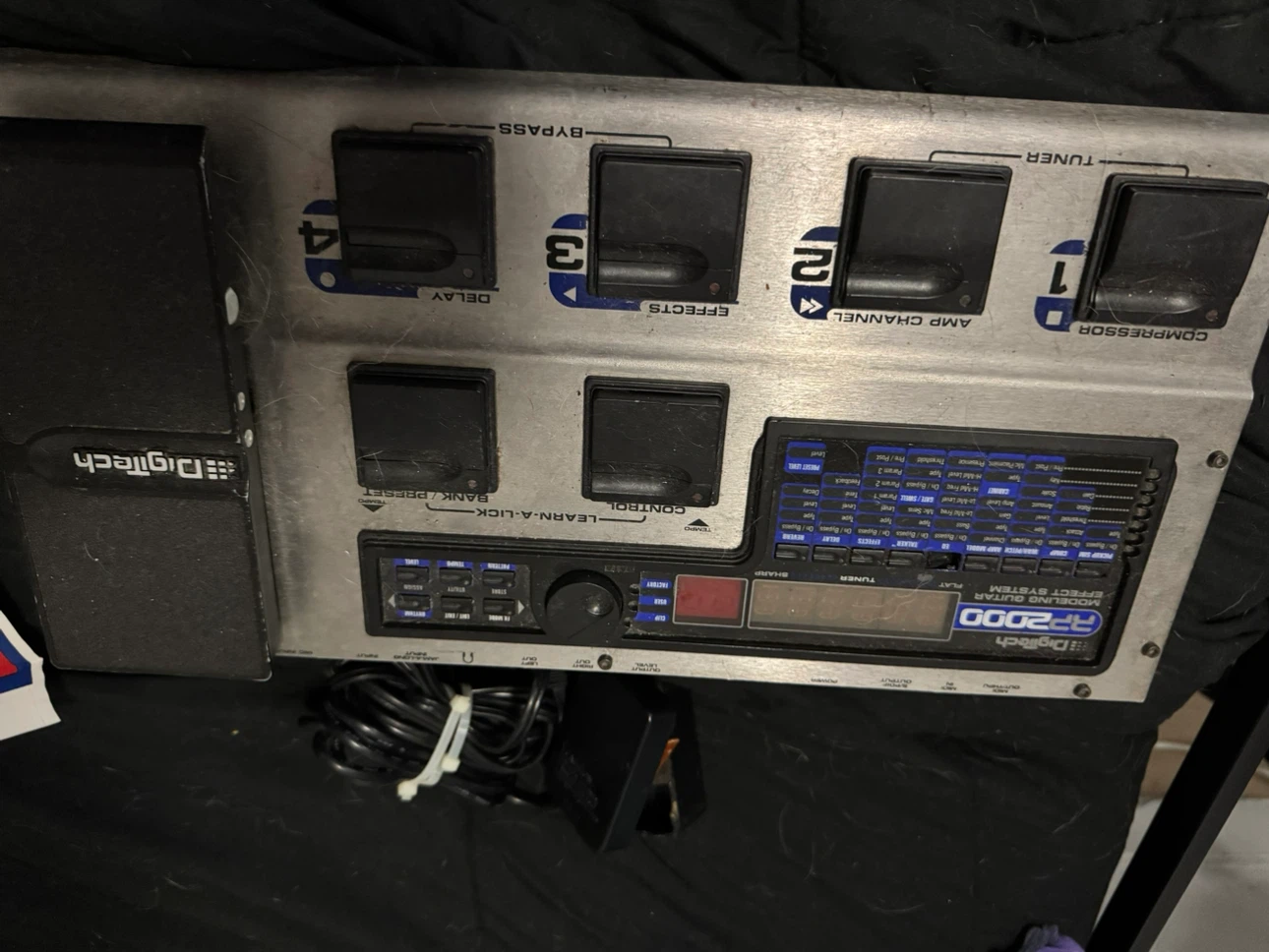 DigiTech RP2000 Modeling Guitar Effect System - photo 2