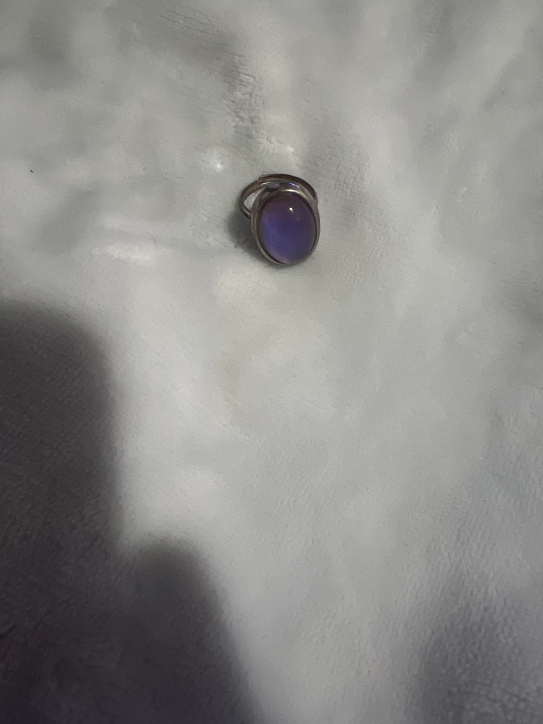 Oval purple mood ring
