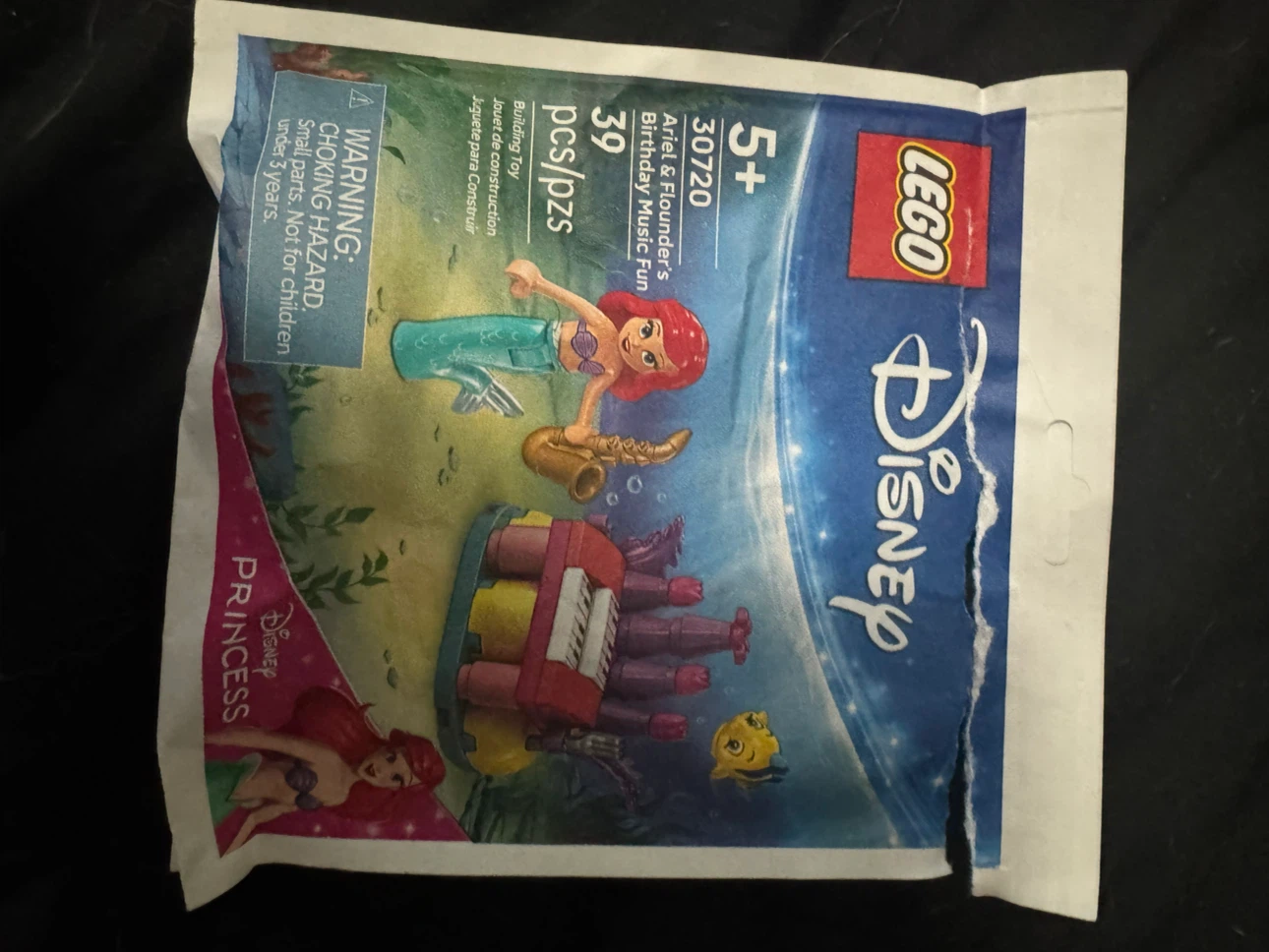 LEGO Disney Ariel Birthday Music Fun Set and Minifigures