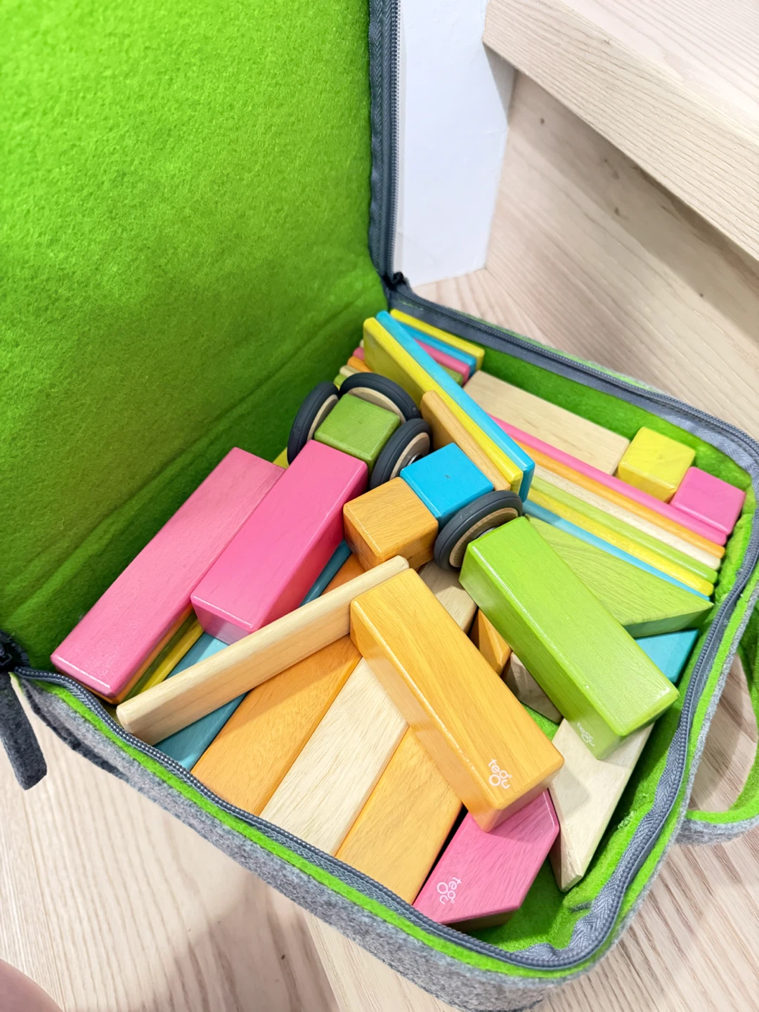 Tegu Tints 42 Piece Magnetic Wooden Blocks - photo 2