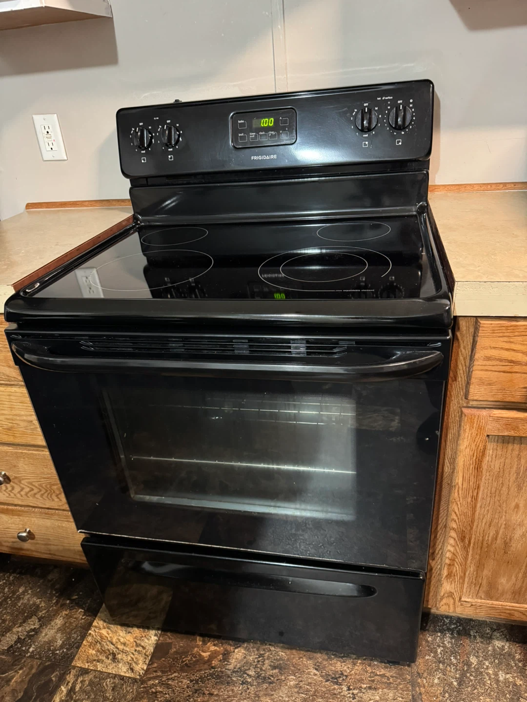 Frigidaire Electric Range with Oven